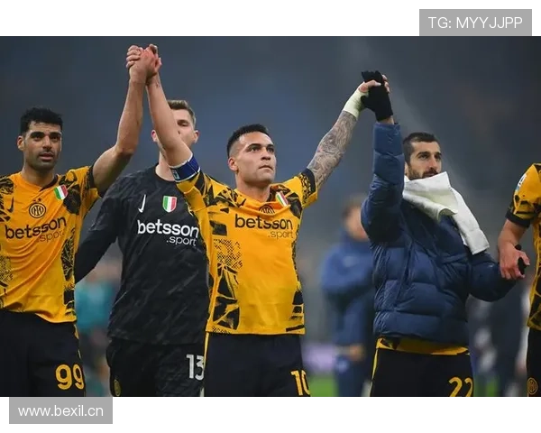 劳塔罗赛场表现及荣誉积累 是否达到顶级前锋标准