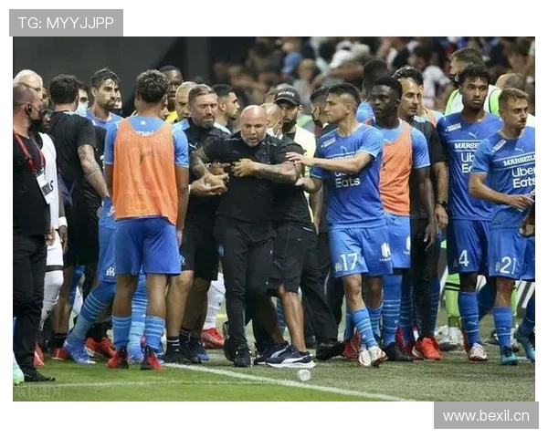 弃赛规则详解：何种情况才构成球队弃赛，裁判如何判罚