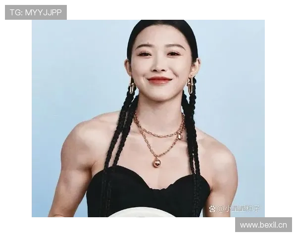 吴艳妮的衣柜里到底藏了多少钱，看她一出场就知道不是普通人家！